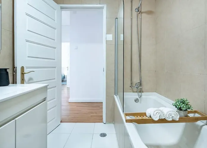 Lägenhet Oliveira Monteiro Flat Oporto