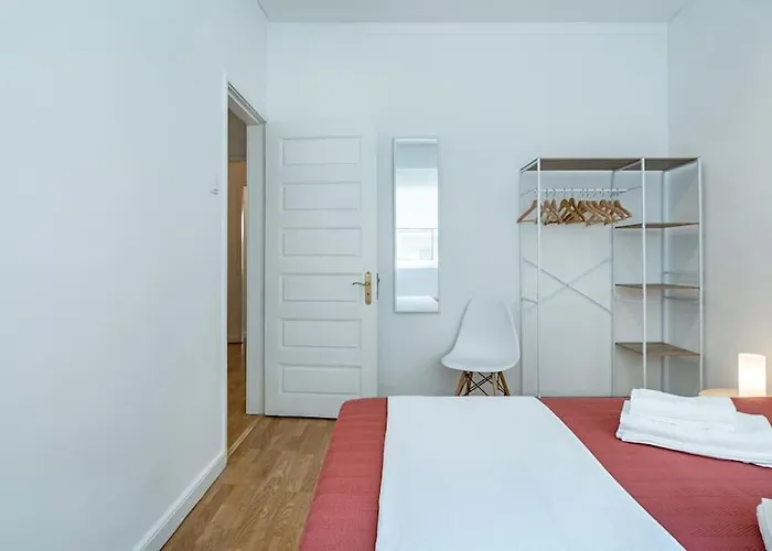 Oliveira Monteiro Flat