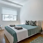 Oliveira Monteiro Flat * Oporto